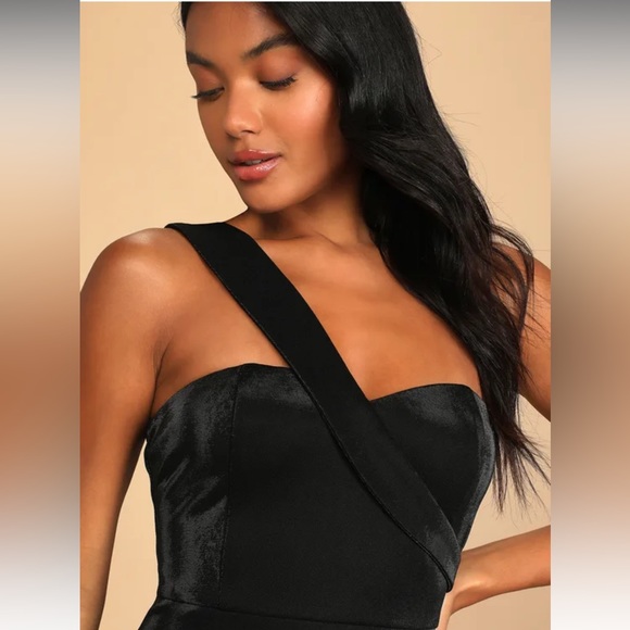 NWT Lulus One Shoulder Asymmetrical Black Mini Dress (M) - Picture 3 of 9